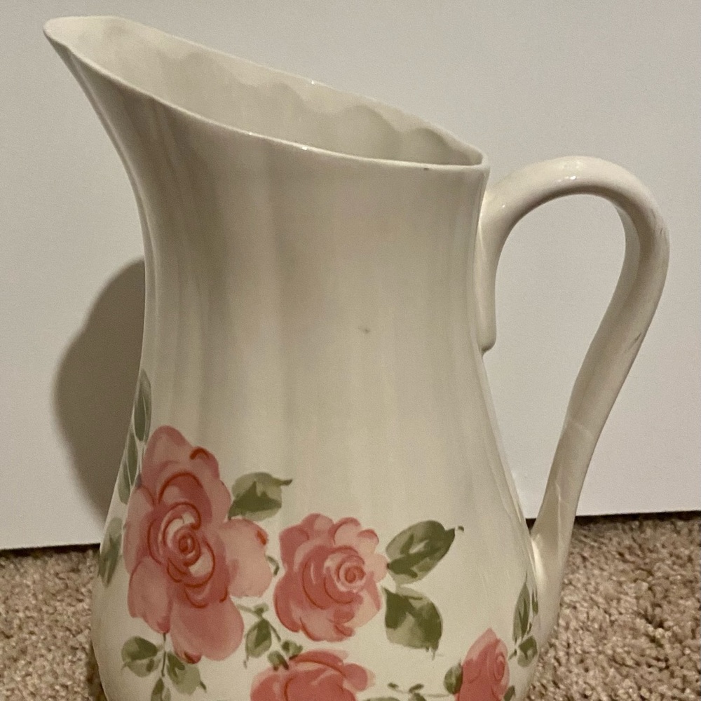 Beautiful floral Vintage Gibson water pitcher